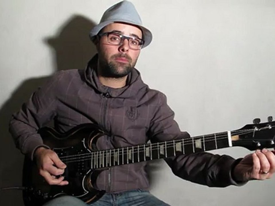 Comment accorder sa guitare aux harmoniques (début 11) avec zamzam