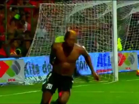 Ligue mexicaine - Duvier Riascos fait le chiene