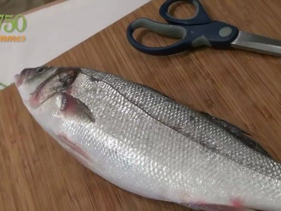 Découper un poisson facilement - 750 Grammes