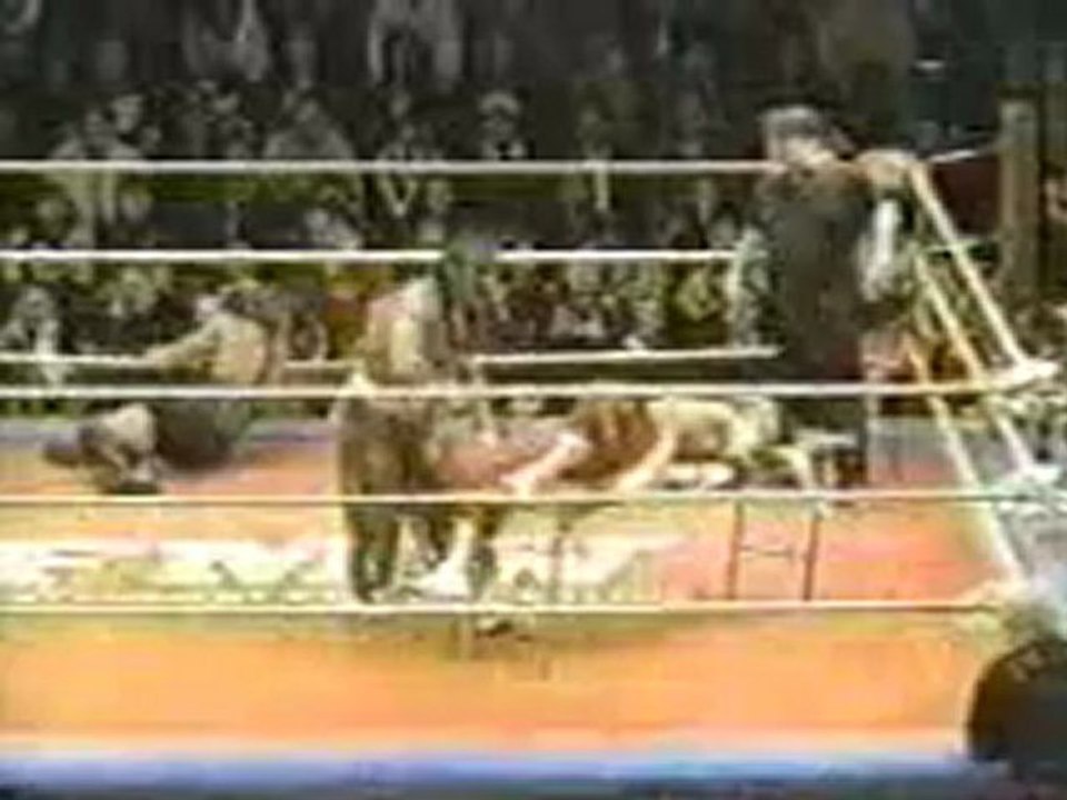 Rob Van Dam & Sabu vs Tommy Dreamer & Hayabusa