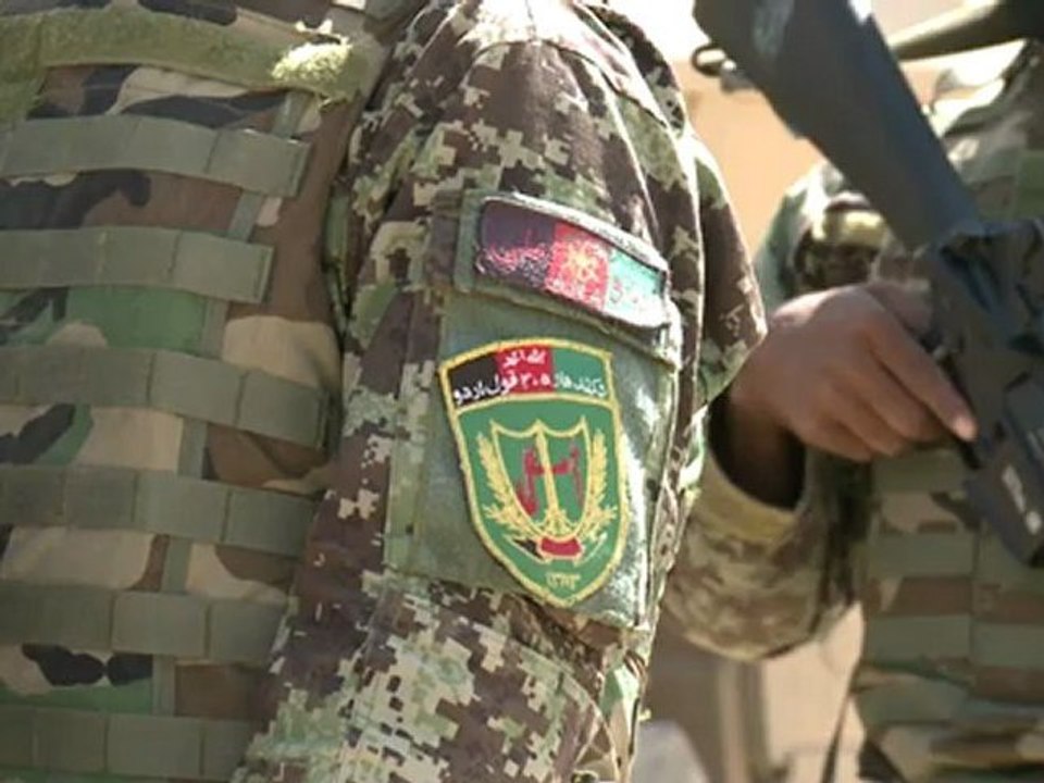 French train Afghan army and police to take over