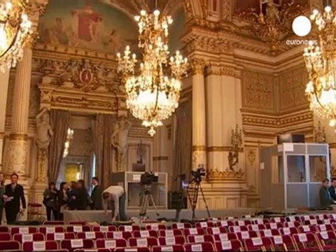 Vertice Italia-Francia. Monti e Hollande davanti alla...