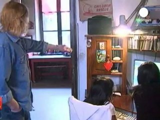 Aperto a Parigi il processo ai membri dell'Arche de Zoè