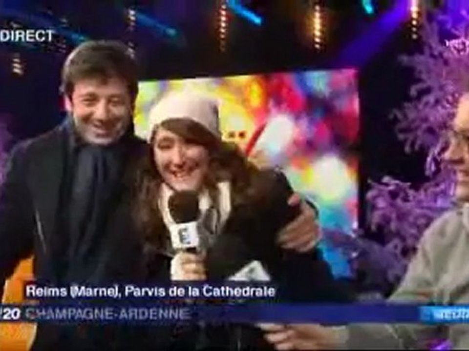 Reims : Patrick Bruel devant la cathédrale