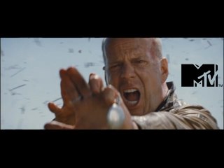 MTV Buzz : Paranormal Activity 4, Un plan parfait, Looper, 007 Legends, Aquaman, Marsatac