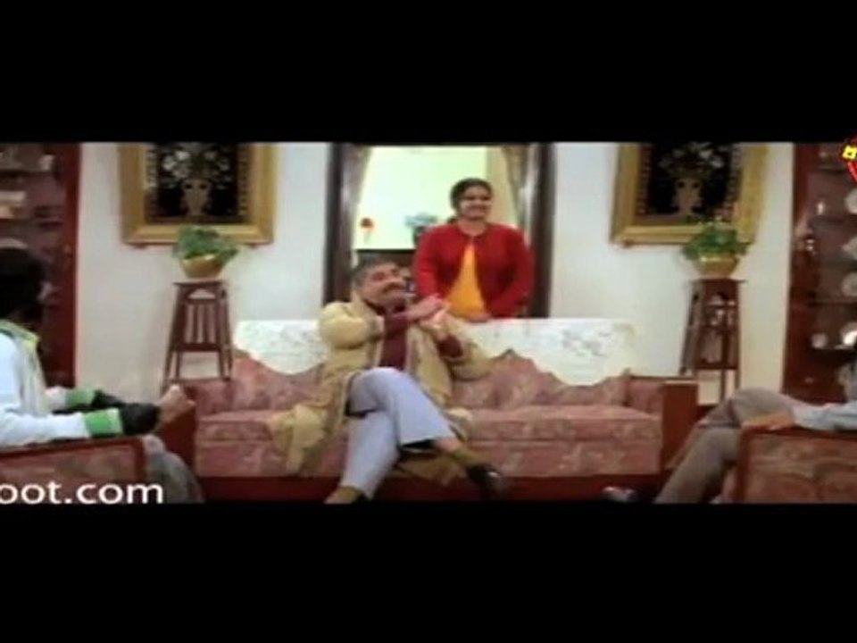 Kilukkam Kilukilukkam : (Comedy Scene) Innocent, Jayasurya, Harishree Ashokan