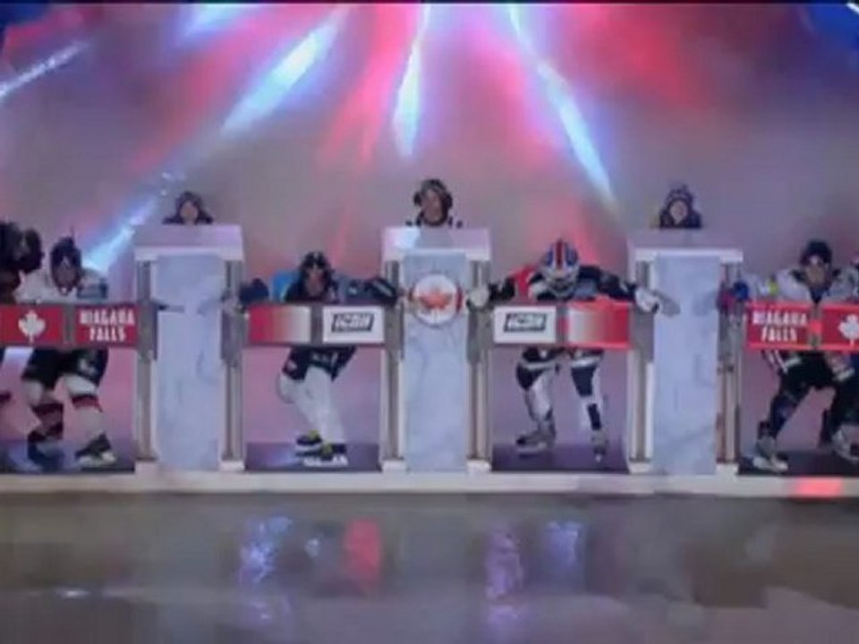 RB Crashed Ice: Mit Karacho durch den Eiskanal