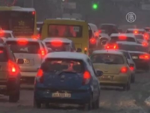 Киев завалило первым снегом