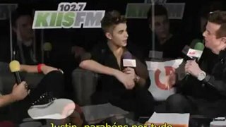 KIIS FM - Jingle Ball 2012: JoJo entrevista Justin Bieber [LEGENDADO]
