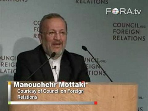 Mottaki: Iran Promises to Solve Regional Conflicts