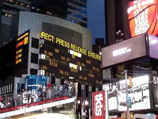 ACARIE Pierre Times Square MOV05401