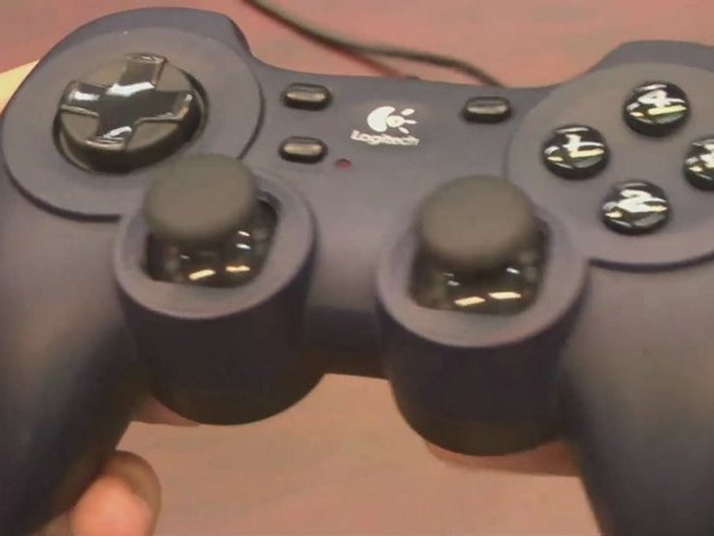 Classic Game Room - LOGITECH DUAL ACTION G-UF13A PC controller review -  video Dailymotion