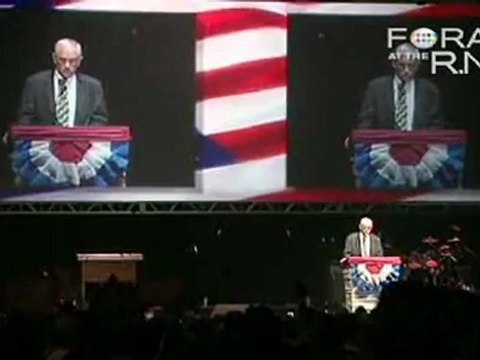 Ron Paul Says 'There Are No Foreign Threats'