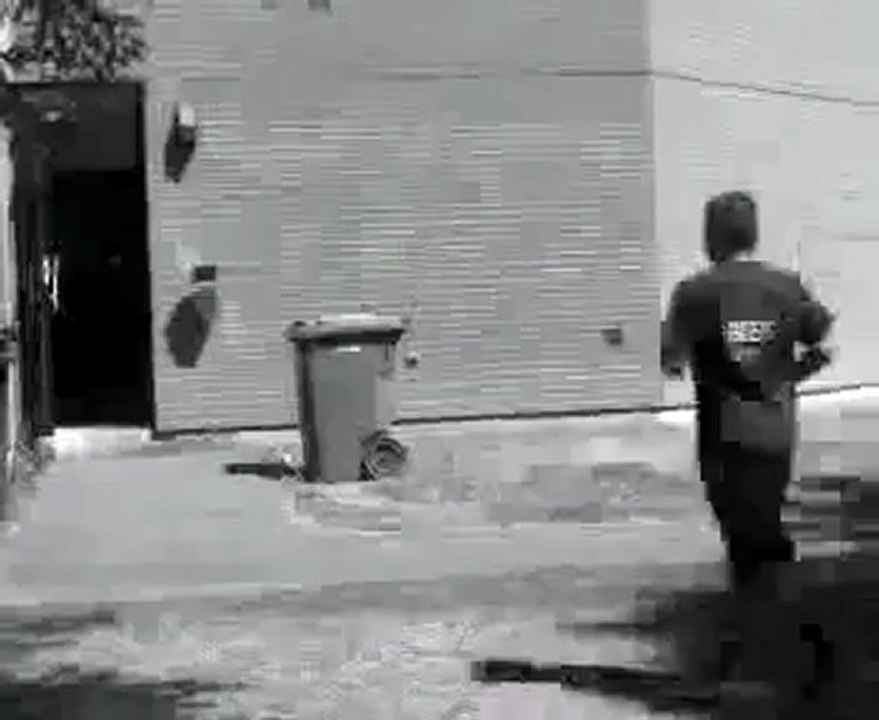 Deltaman221 présente_ le loup et le lapin