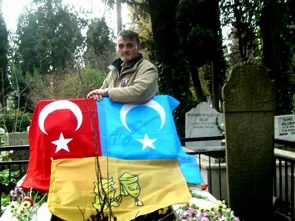 YERİN MENGÜ GÖK OLSUN ATSIZ ATAM