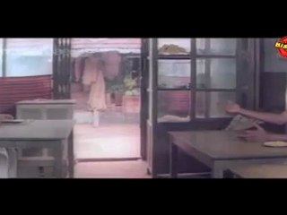 Nandini Oppol : (Comedy Scene) Kuthiravattam Pappu, Philomina