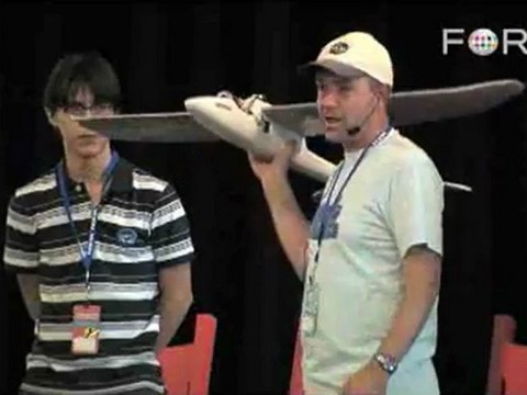 Wired’s Chris Anderson Shows Off Unmanned Aerial Vehicle