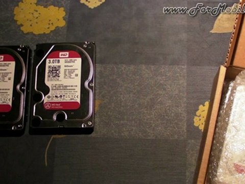 Unboxing di 4x Western Digital WD Red 3 TB (12 TB per uso RAID) - esclusiva mondiale !