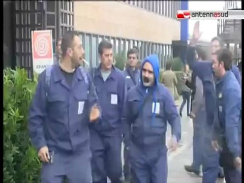 TG 28.11.12 Tromba d'aria sull'Ilva, feriti e devastazioni