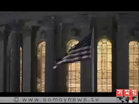 ক্রিসমাস ট্রি কে আলোকিত করলেন হাউস