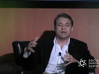 Diamandis: Tap Cognitive Surplus to Solve Global Problems