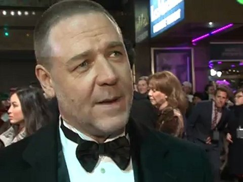Russell Crowe talks at the Les Misérables premiere