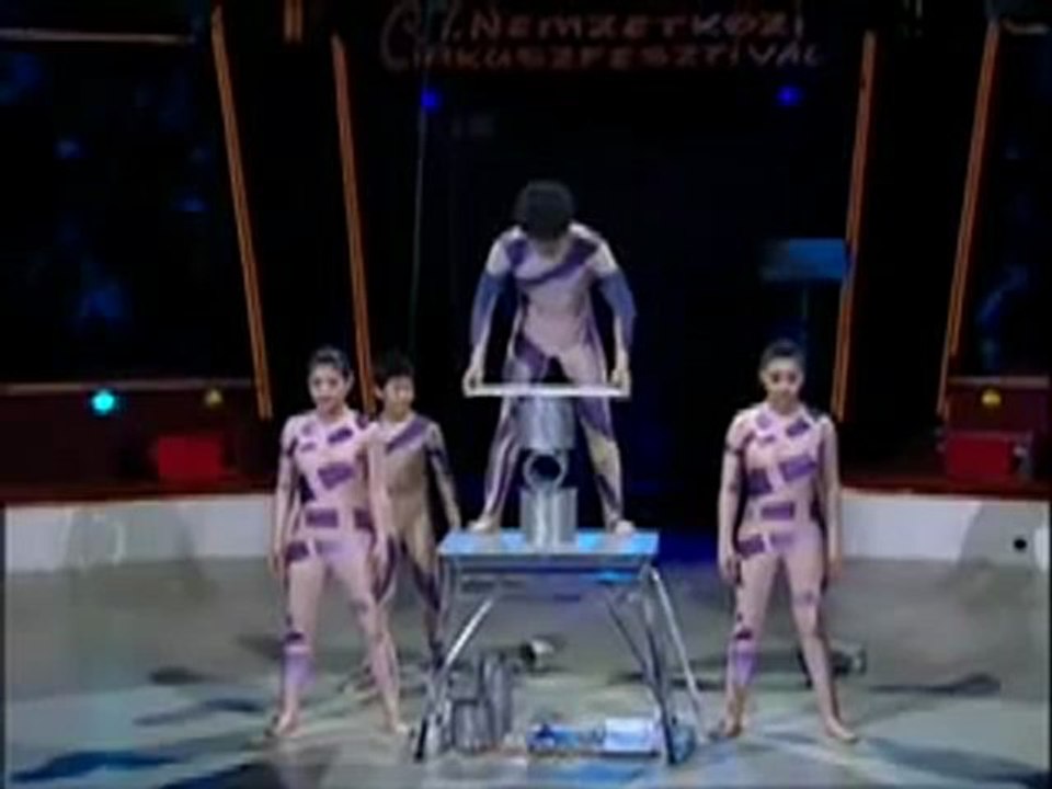 Acrobats 1