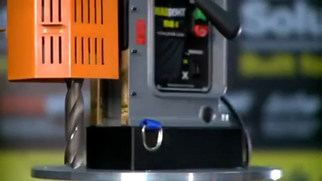 Máy khoan từ FE, nhỏ gọn, tiện dụng có thể dùng pin