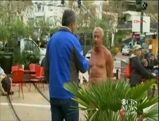 Çıplaklık Yasağına Çıplak Protesto