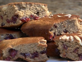 How To Make Cranberry And Nut Bars