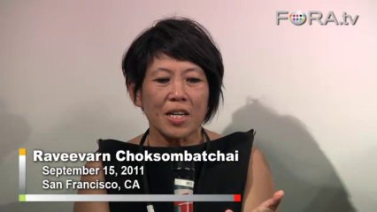 Accommodating Cars and Pedestrians in Bangkok