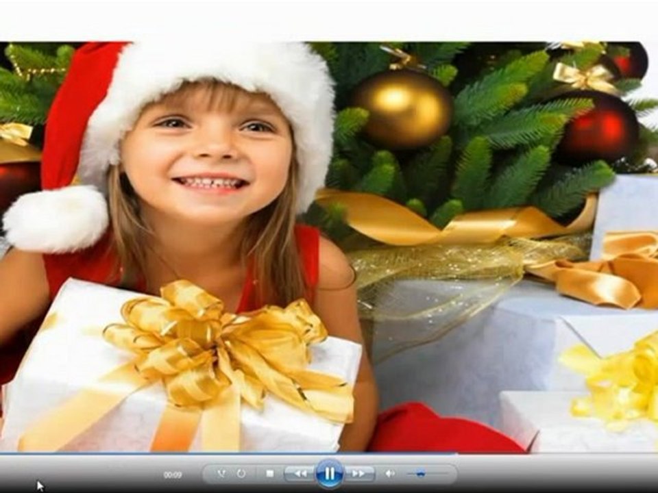 How to Make a Christmas PowerPoint Slideshow and Share online