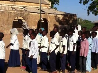 sur la piste des enfants de l'Arche de Zoé