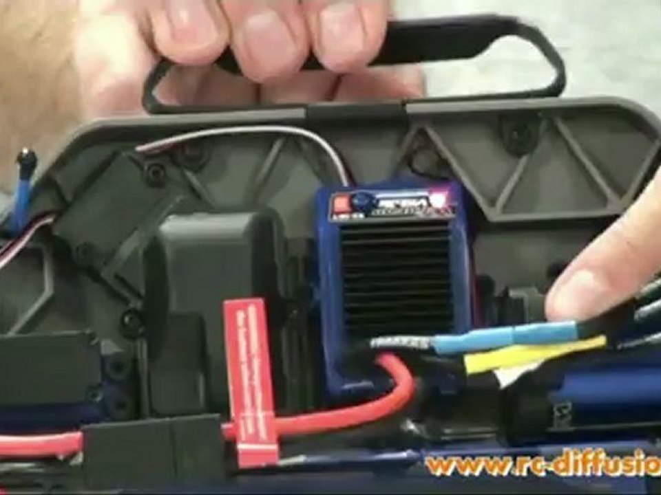 MISE EN ROUTE DU SLASH VXL TRAXXAS (moteur electrique brushless)