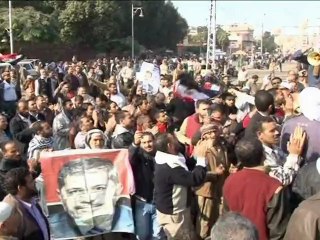 Egypt army prepared to clear protesters