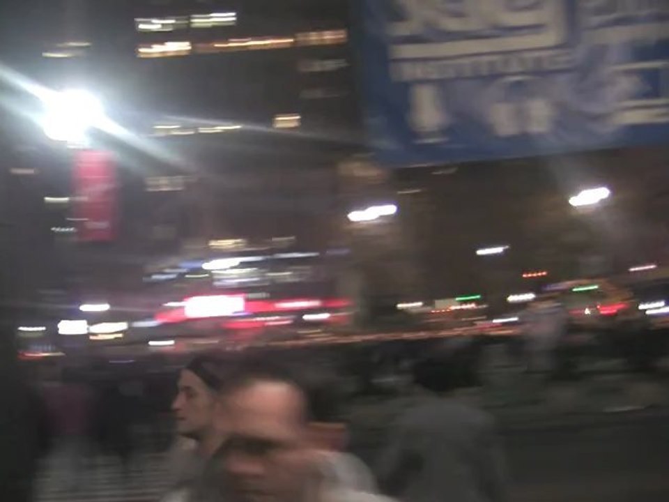 (WGN) WELCOME TO 34TH STREET AND (HOI) PT.1