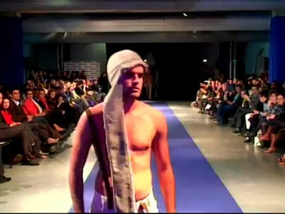 Défilé "Une mode qui sublime les différences" du jeudi 29 novembre 2012 à la Cité de la Mode et du Design