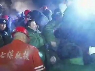Coal miners rescued from pit in China