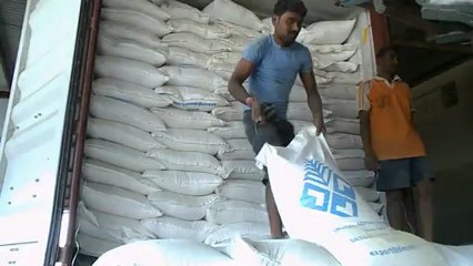 Soya Meal De Oiled Cake (DOC) loading