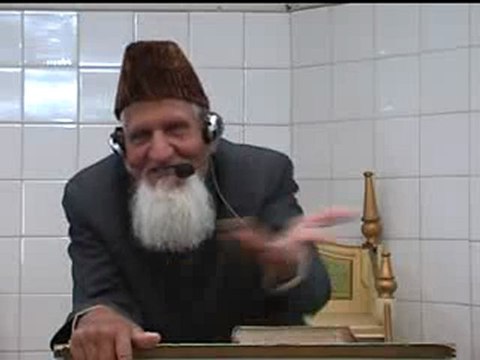 Greatness of Allah (swt) and Darood on Prophet (sws)