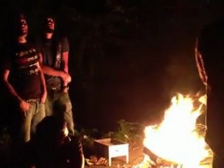 şarkılar, türküler her zamanki gibi