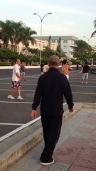 Sport favori du Vietnam sur bord de mer