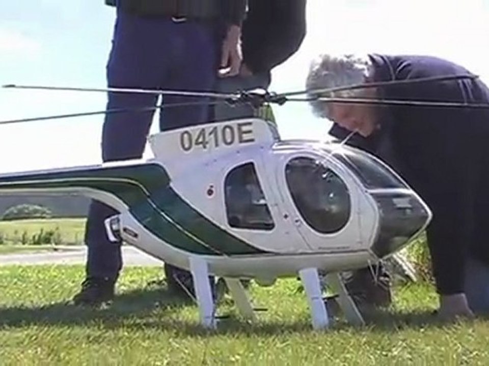 Jet turbine powered RC model helicopter (Huges 500E) (DRONES FOR SALE) www.UAVDronesForSale.com