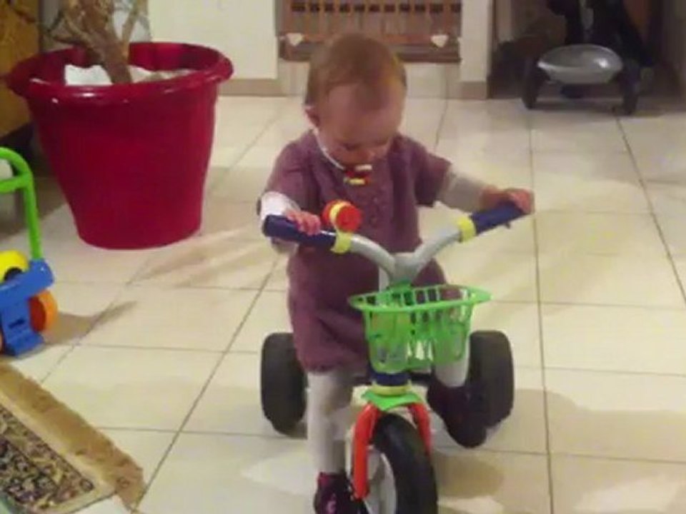 TRICYCLE