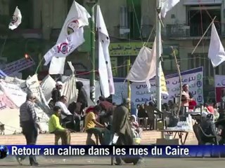 Le calme revient au Caire mais le blocage politique persiste