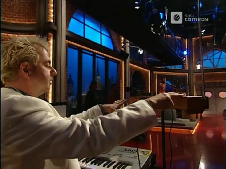 Die Harald Schmidt Show - 1157 - 2002-11-01 - Samuel Haus, Liebling des Monats