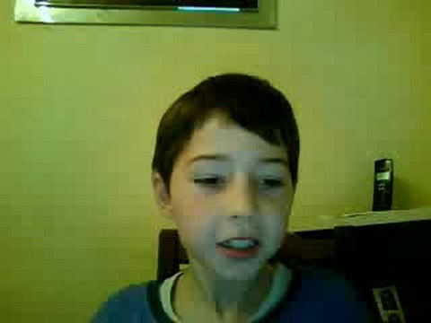 remi( je sais rien faire sauf une vidéo pour misterV heureusement que tes la