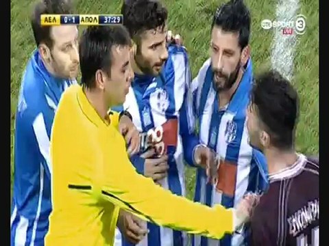 Κόκκινη που δε δόθηκε από Σελίμο (ΑΕΛ-Απόλλωνας 2012-13)