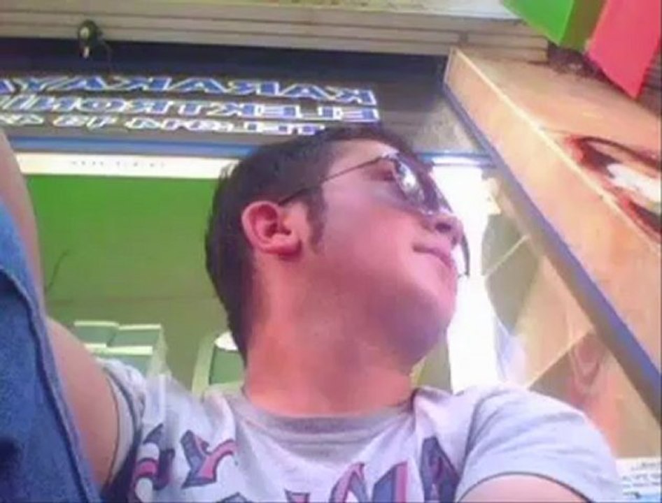 FuNdyy ft Mahfer rastan - Bir daha sevmem .!