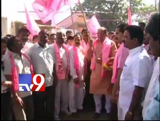 CPI activists burn government's effigy